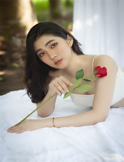 5252快播_日韩一本二本三本的区别特务_郭晶晶杂志封面大片