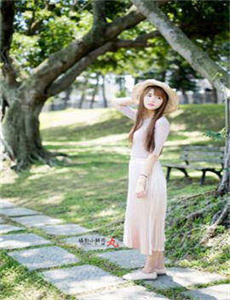 诱人的女邻居