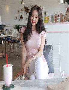 慈禧的秘密生活qvod-红酒瓶的长颈缓缓没入